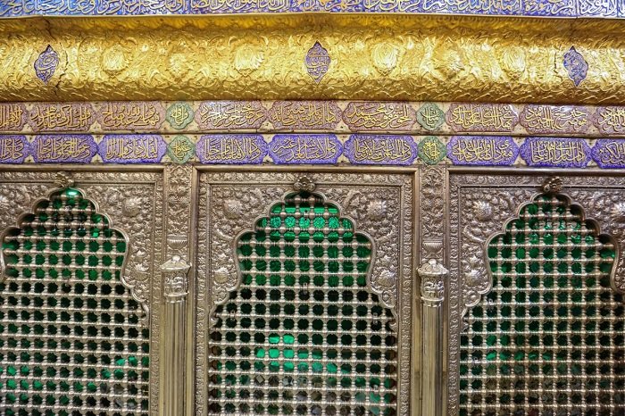 (قراءة في قسم صناعة الشبابيك والاضرحة واعمال التذهيب في العتبة العباسية المقدسة ) (5)