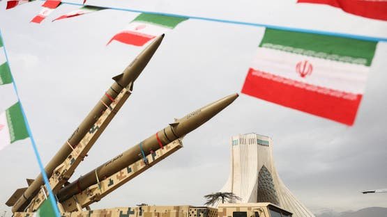 سلام تحت النار: المفاوضات الأمريكية الإيرانية في باكستان
