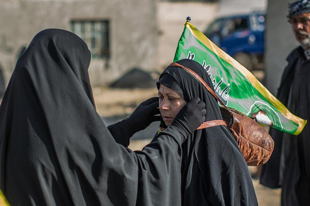 رفضُ (الحِجابِ) عندَ الجَهَلَةِ بالتشريعِ ، والتاريخِ