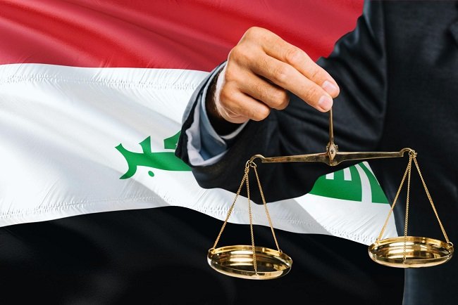 العراق بين جيلين .. بالأمس رهنونا بطاغية واليوم يرهنوننا بالفاسدين