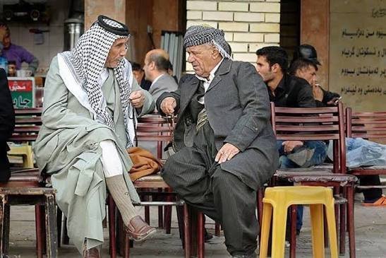 العرب والأكراد: صياغة الهوية الوطنية العراقية في مواجهة التحديات