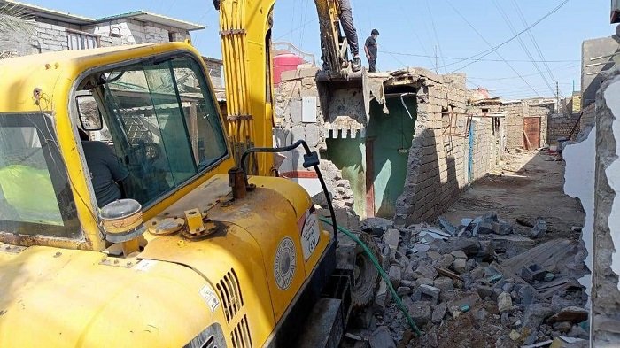 جرافات الهدم الصفراء: سياسات التوريط الحكومية وصناعة المشاهد الاعلامية المنكوسة