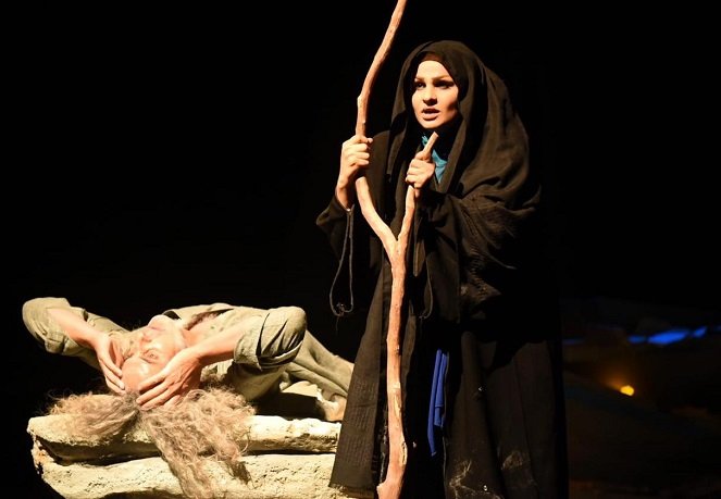 مسرحية "المئذنة" لعلي لفته سعيد  قراءة سيميو-سينوغرافية في شعرية المكان وتحولات العلامة