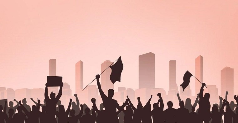 تقديس الكل وتبرير الانحرافات (الانغلاق الدفاعي)