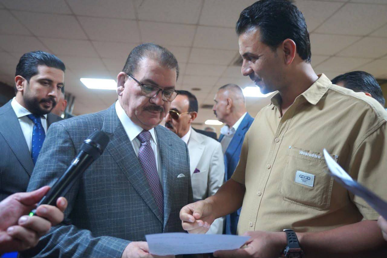 التربية :قبول جميع الطلبة المؤهلين في مدارس المتفوقين ويقبل غير المؤهلين حسب الطاقة الاستيعابية للمدارس