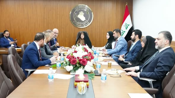 لجنة النقل والاتصالات النيابية تستضيف شركة آسياسيل لمناقشة حقوق المشتركين وجودة الخدمات والالتزامات المالية